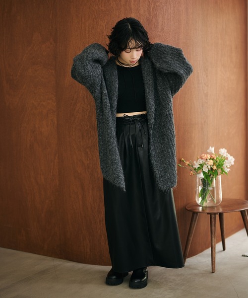 LAULEN(ローレン)の「low gauge hooded shawl knit cardigan /ローゲージフード付きショールニットカーディガン(カーディガン/ボレロ・レディース・オートミール/ダークグレー・FREE)」の9枚目の写真