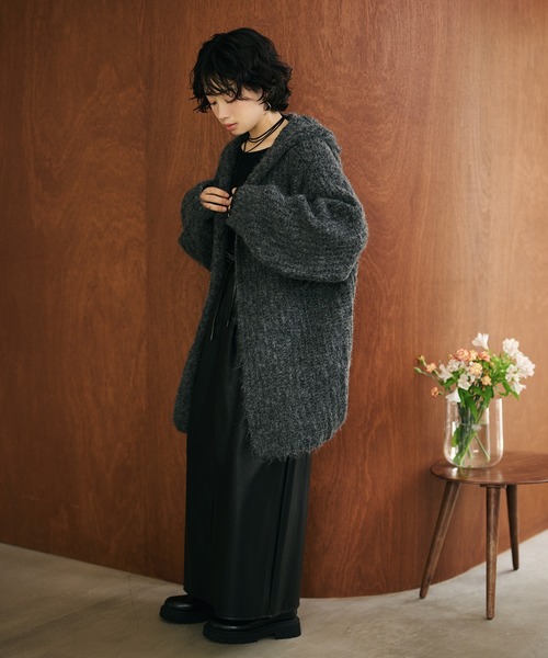 LAULEN(ローレン)の「low gauge hooded shawl knit cardigan /ローゲージフード付きショールニットカーディガン(カーディガン/ボレロ・レディース・オートミール/ダークグレー・FREE)」の12枚目の写真
