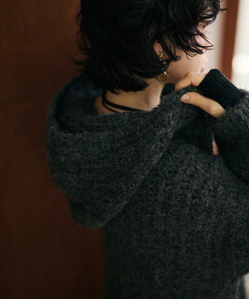 LAULEN(ローレン)の「low gauge hooded shawl knit cardigan /ローゲージフード付きショールニットカーディガン(カーディガン/ボレロ・レディース・オートミール/ダークグレー・FREE)」の20枚目の写真
