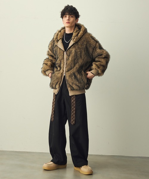 BLACKUP コールターヘビーファーフードジャンパー ブラウン BLACKUP コールターヘビーファーフードジャンパー ブラウン