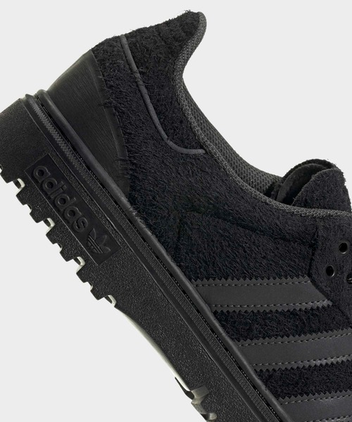 adidas（アディダス）の「サンバ ウィンタライズド / Samba Winterized Shoes / アディダスオリジナルス adidas Originals スニーカー（スニーカー・メンズ・ブラック・25.5cm/26.0cm/26.5cm/27.0cm/27.5cm/28.0cm/28.5cm/29.0cm）」の7枚目の写真