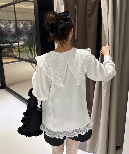 idem（イデム）の「lace collar vintage satin blouse / レースカラーヴィンテージサテンブラウス（シャツ/ブラウス・レディース・ブラック/ホワイト・FREE）」の2枚目の写真