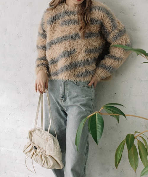 Flugge（フラッジー）の「ニュアンス柄シャギーニット（ニット/セーター・レディース・ベージュ・FREE）」の9枚目の写真