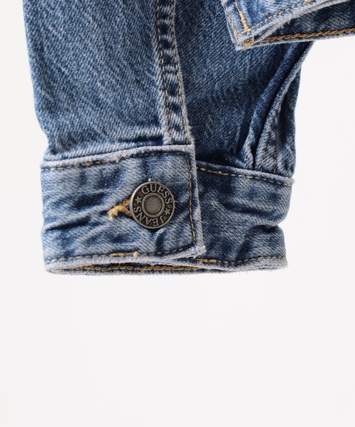 GUESS JEANS(ゲスジーンズ)の「GUESS JEANS GJ MENS OVERSIZE TRUCKER JACKET ゲス オーバーサイズ・デニムジャケット(デニムジャケット・メンズ・ライトインディゴブルー・XL/M/L/S)」の13枚目の写真