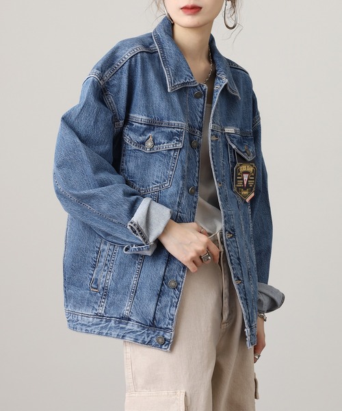 GUESS JEANS(ゲスジーンズ)の「GUESS JEANS GJ MENS OVERSIZE TRUCKER JACKET ゲス オーバーサイズ・デニムジャケット(デニムジャケット・メンズ・ライトインディゴブルー・XL/M/L/S)」の19枚目の写真