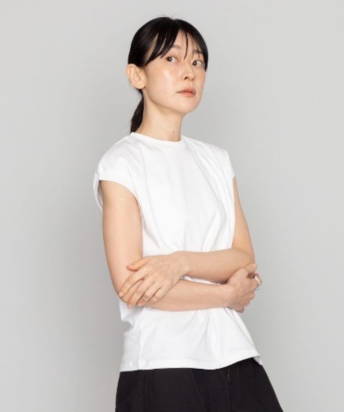 kuros'(クロス)の「【kuros’オリジナル】mono-kuros' ノースリーブTシャツ(Tシャツ/カットソー・レディース・ブラック/ホワイト・MEDIUM/SMALL)」の2枚目の写真