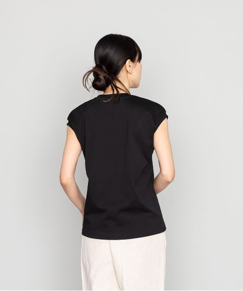 kuros'(クロス)の「【kuros’オリジナル】mono-kuros' ノースリーブTシャツ(Tシャツ/カットソー・レディース・ブラック/ホワイト・MEDIUM/SMALL)」の10枚目の写真