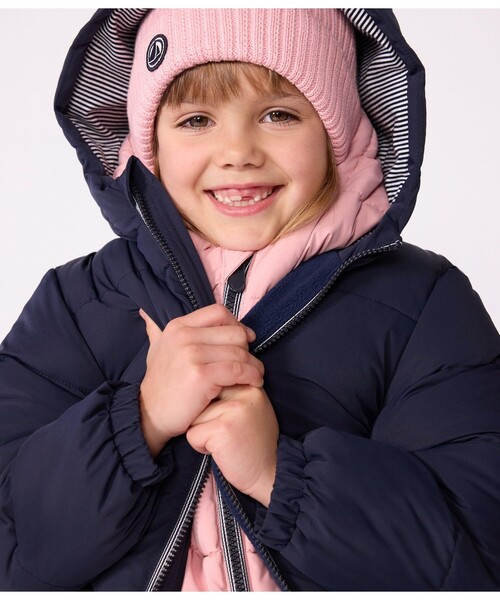 PETIT BATEAU（プチバトー）の「中綿入りフードジャケット（ダウンジャケット/コート・キッズ・ライトイエロー/ライトピンク/ネイビー/グリーン・6YEAR/8YEAR/10YEAR/12YEAR）」の6枚目の写真