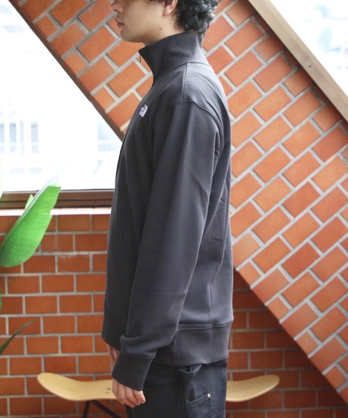 THE NORTH FACE（ザノースフェイス）の「THE NORTH FACE ハーフジップスウェット（スウェット・メンズ・ブラック/グレー・X-LARGE/LARGE/MEDIUM）」の22枚目の写真