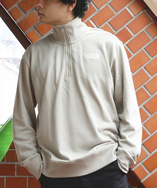 THE NORTH FACE（ザノースフェイス）の「THE NORTH FACE ハーフジップスウェット（スウェット・メンズ・ブラック/グレー・X-LARGE/LARGE/MEDIUM）」の15枚目の写真