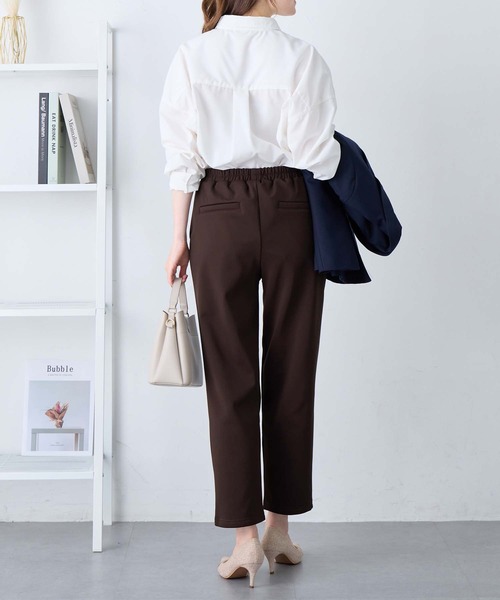 alotta(アロッタ)の「あったか裏起毛テーパードパンツ(その他パンツ・レディース・ダークブラウン/ネイビー/ブラック/キャメル・LL/L/3L/M)」の13枚目の写真