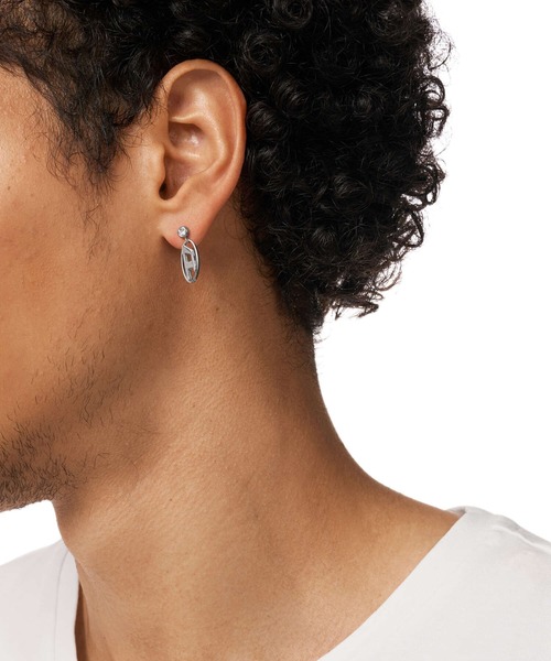 DIESEL（ディーゼル）の「ディーゼル アクセサリー メンズ ピアス シルバー DX1655040（ピアス（片耳用）・メンズ・シルバー・FREE）」の2枚目の写真
