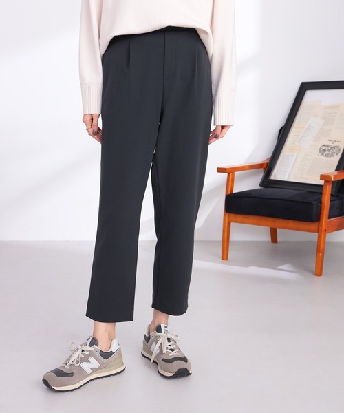 GALLORIA(ギャローリア)の「マルチストレッチ 裏起毛テーパードパンツ(その他パンツ・レディース・ブラック/チャコールグレー/ライトベージュ・LL/L/M/S)」の2枚目の写真