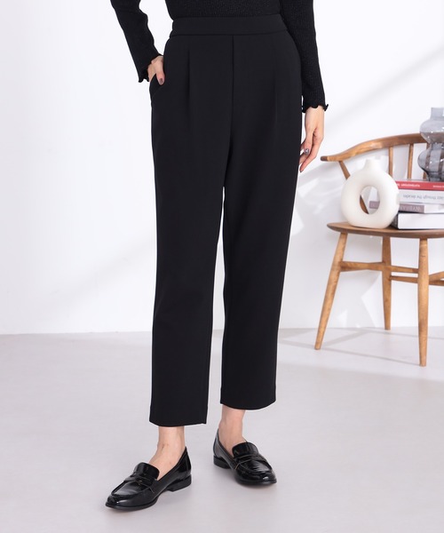 GALLORIA(ギャローリア)の「マルチストレッチ 裏起毛テーパードパンツ(その他パンツ・レディース・ブラック/チャコールグレー/ライトベージュ・LL/L/M/S)」の1枚目の写真