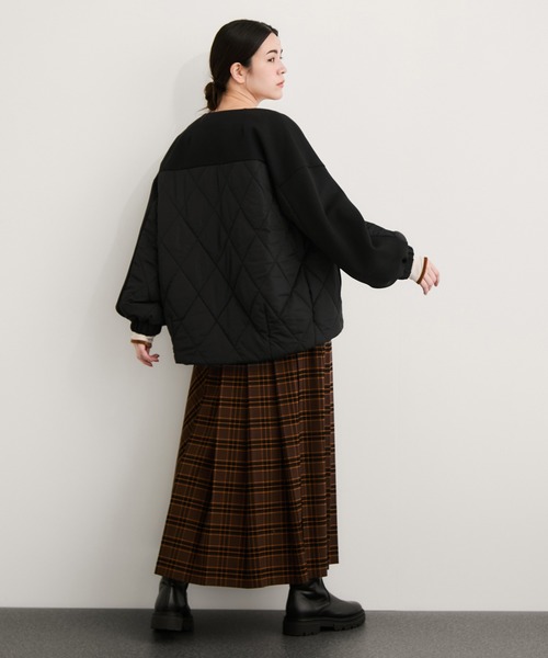 le cercle ADAM ET ROPE'(ルセルクルアダムエロペ)の「ダンボールキルトコンビブルゾン(ブルゾン・レディース・グレー/ブラウン系その他2/ブラック・FREE)」の5枚目の写真