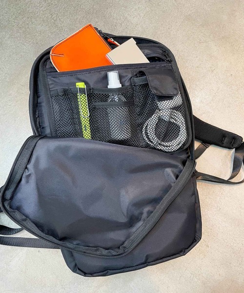 NOIR(ノワール)の「Transistor backpack(バックパック/リュック・メンズ・ブラック・FREE)」の9枚目の写真