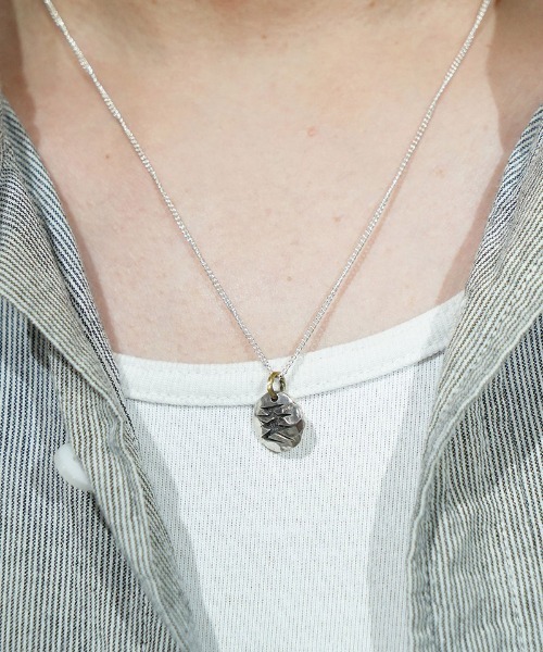 EGO TRIPPING(エゴトリッピング)の「an2052-FLASH 「E」 NECKLACE ネックレス(696200)(ネックレス・メンズ・シルバー・FREE)」の6枚目の写真