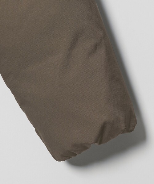 BEAUTY&YOUTH UNITED ARROWS(ビューティーアンドユースユナイテッドアローズ)の「小松マテーレ スタンドカラー ダウンジャケット 700FP 撥水機能(ダウンジャケット/コート・メンズ・ダークグレー/ブラック/オリーブ・S/M/L/XL)」の17枚目の写真