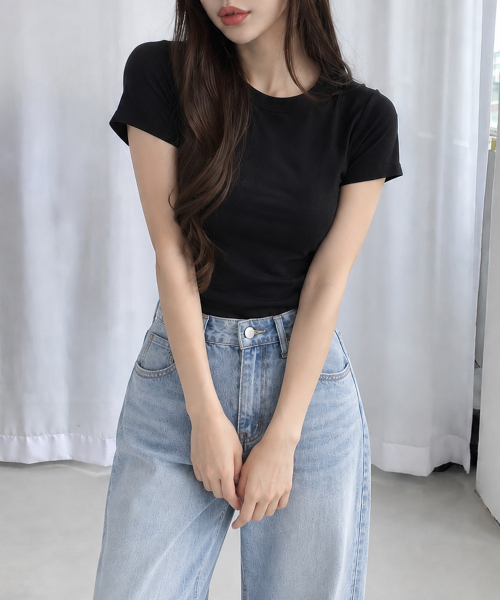 muahmuah（ムーアムーア）の「スリムフィットレギュラー半袖Tシャツ[2色]（Tシャツ/カットソー・レディース・ブラック/ブルー/ホワイト/ライトグレー・FREE）」の16枚目の写真