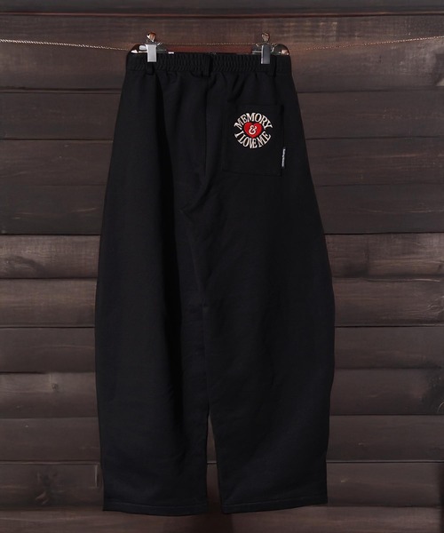 #MEMORY(メモリー)の「【MEMORY】バレルレッグ スウェットパンツ / Barrel Leg Sweatpants(スウェットパンツ・メンズ・ウッドランド/リアルツリーカモ/ブラック/グレー・M/L)」の1枚目の写真