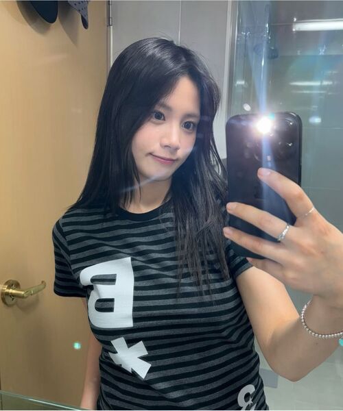 BAUF（バウフ）の「B logo スリムフィットTシャツ [ストライプブラック]（Tシャツ/カットソー・レディース・その他・FREE）」の11枚目の写真