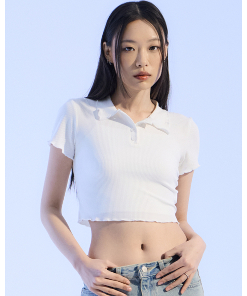 MOAA(モア)の「フリルエッジクロップ(ホワイト)(Tシャツ/カットソー・レディース・その他・SMALL/MEDIUM)」の1枚目の写真