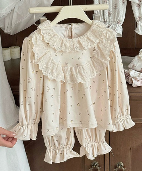 DAY CLOSET（デイ クローゼット）の「【セットアップ/ストレッチ有/ビーチスキン仕立て/裾・袖ゴム入り】長袖ダブルフリル襟ルームウェア 上下2点セット キッズ（ルームウェア/パジャマ・キッズ・オレンジ系その他/ホワイト系その他2/ホワイト系その他/レッド系その他・110cm/120cm/130cm/140cm）」の11枚目の写真