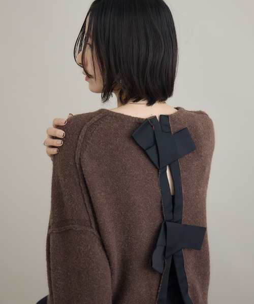 Paradise Picnic（パラダイスピクニック）の「Dignite Collier バックリボンニット（ニット/セーター・レディース・ホワイト/ブラック/ブラウン/グリーン・FREE）」の4枚目の写真