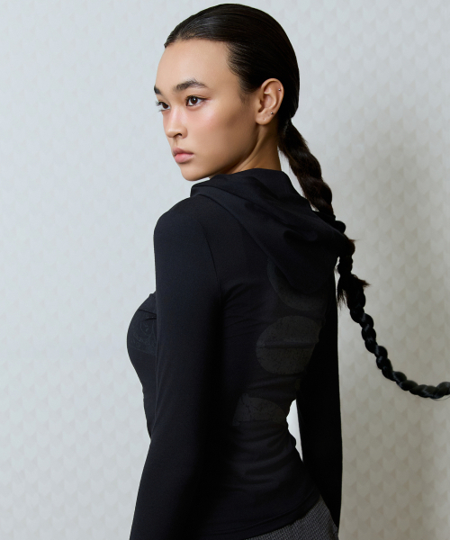 LUVISTRUE(ラヴイズトゥルー)の「GT 007 HOODED T-SHIRT(BLACK)(パーカー・レディース・その他・FREE)」の4枚目の写真