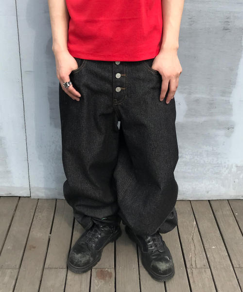 KICHUL（キチョル）の「Midnight Raw Wide Denim Pants (Black)（デニムパンツ・メンズ・その他・SMALL/MEDIUM/LARGE）」の3枚目の写真