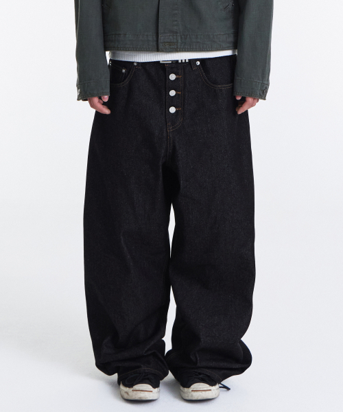 KICHUL（キチョル）の「Midnight Raw Wide Denim Pants (Black)（デニムパンツ・メンズ・その他・SMALL/MEDIUM/LARGE）」の6枚目の写真