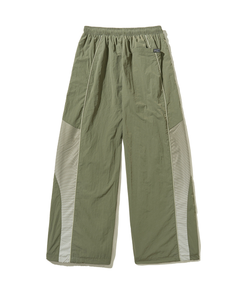 PHYPS MOTORCYCLE(フィップスモーターサイクル)の「Speed Track Solid nylon Pants Khaki(スウェットパンツ・レディース・その他・SMALL/MEDIUM/LARGE/X-LARGE)」の4枚目の写真