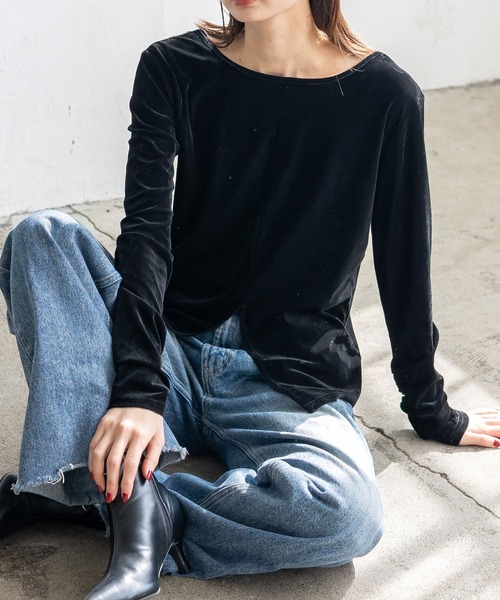 VitaFelice(ヴィータフェリーチェ)の「センタースリット2WAYベロアトップス(Tシャツ/カットソー・レディース・ブラック/ブラウン/ベージュ系その他・FREE)」の8枚目の写真