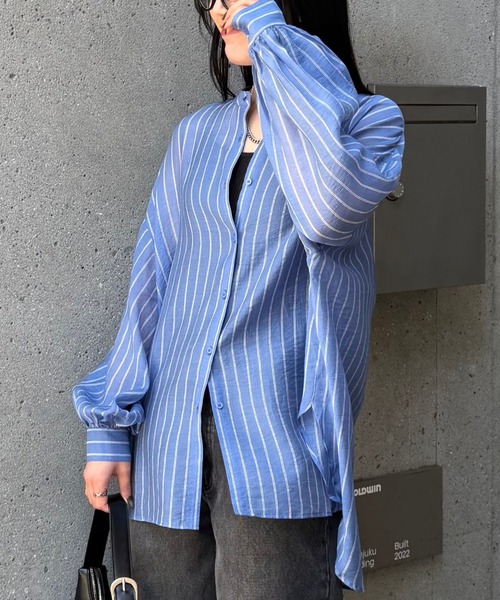 COLONY 2139（コロニートゥーワンスリーナイン）の「ストライプシアーバンドカラー長袖シャツ（シャツ/ブラウス・レディース・オフホワイト/ブルー・FREE）」の4枚目の写真