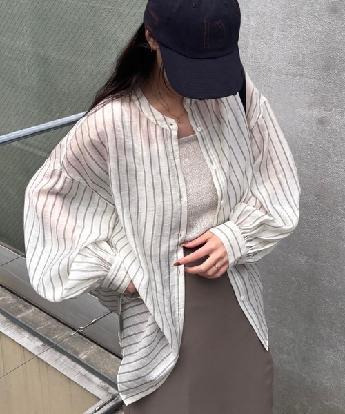 COLONY 2139（コロニートゥーワンスリーナイン）の「ストライプシアーバンドカラー長袖シャツ（シャツ/ブラウス・レディース・オフホワイト/ブルー・FREE）」の12枚目の写真