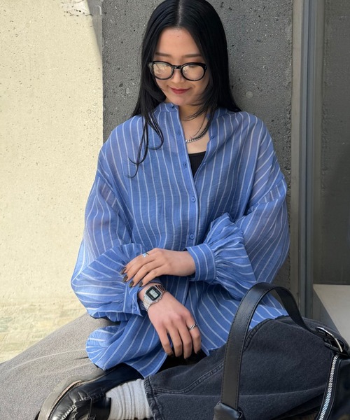 COLONY 2139（コロニートゥーワンスリーナイン）の「ストライプシアーバンドカラー長袖シャツ（シャツ/ブラウス・レディース・オフホワイト/ブルー・FREE）」の3枚目の写真