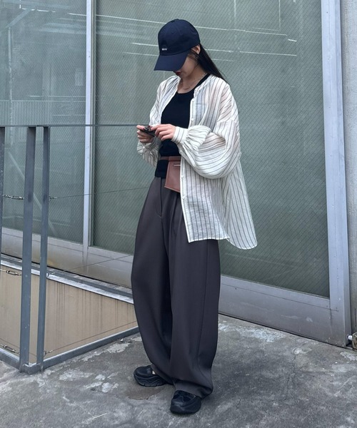 COLONY 2139（コロニートゥーワンスリーナイン）の「ストライプシアーバンドカラー長袖シャツ（シャツ/ブラウス・レディース・オフホワイト/ブルー・FREE）」の10枚目の写真