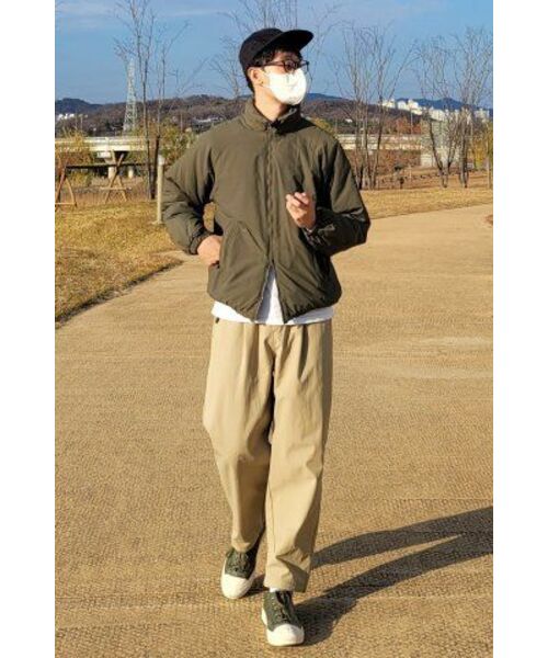 WANGGWAN（ワングァン）の「NDA90 ワイドフィット起毛ナイロンパンツ（ベージュ）（スラックス・メンズ・その他・MEDIUM/LARGE）」の4枚目の写真