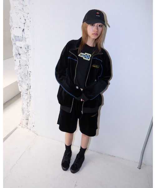 AFTERMATH（アフターマス）の「VELOUR TRACK PANTS (BLACK)（その他パンツ・レディース・ブラック・MEDIUM/LARGE/X-LARGE）」の3枚目の写真