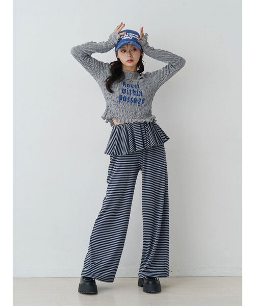 jouetie（ジュエティ）の「カットアウトシャーリングトップス（Tシャツ/カットソー・レディース・グレー/オフホワイト/ブラック・MEDIUM）」の15枚目の写真