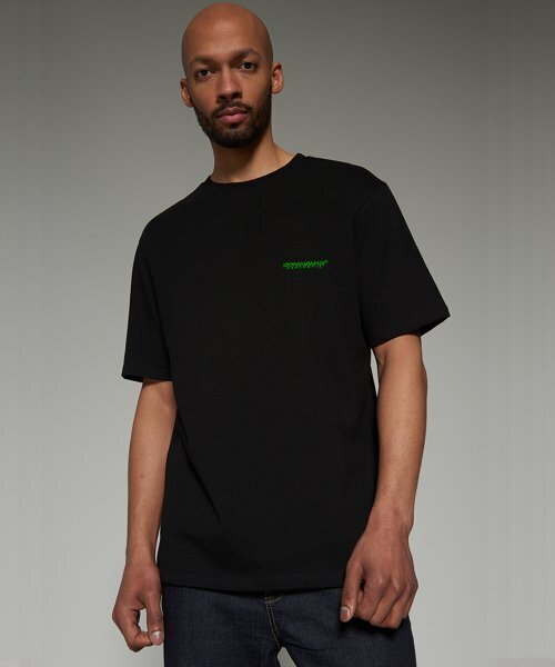 ICONOGRAPHY(アイコノグラフィー)の「グラフィアプリケBK GE(Tシャツ/カットソー・メンズ・ブラック・LARGE/MEDIUM/X-LARGE)」の4枚目の写真