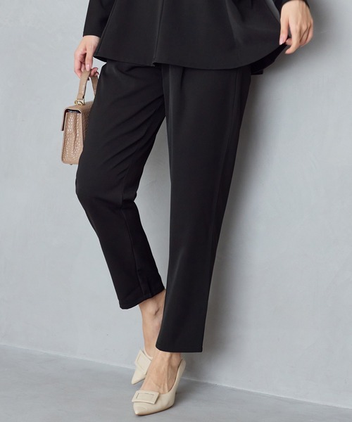 Viola e Viola(ヴィオラエヴィオラ)の「【洗える/イージーケア/ストレッチ】Aラインセレモニーセットアップ《カットツイル素材》(スーツパンツ・レディース・ブラック/グレイッシュベージュ/ネイビー・M/L/LL/3L/4L/5L)」の11枚目の写真