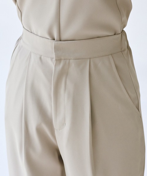 Viola e Viola(ヴィオラエヴィオラ)の「【洗える/イージーケア/ストレッチ】Aラインセレモニーセットアップ《カットツイル素材》(スーツパンツ・レディース・ブラック/グレイッシュベージュ/ネイビー・M/L/LL/3L/4L/5L)」の17枚目の写真