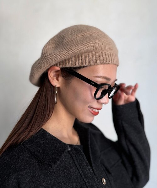 Chez toi(シェトワ)の「ニットベレー帽(キャップ・レディース・ベージュ/ブラック/チャコールグレー・FREE)」の3枚目の写真