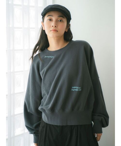 Ungrid（アングリッド）の「スリーブボリューム刺繍スウェット（スウェット・レディース・ライトグレー/グリーン/チャコールグレー/ベージュ・FREE）」の5枚目の写真