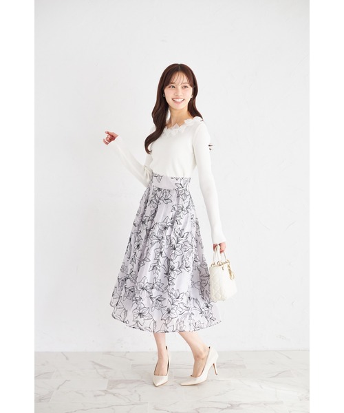 ラインフラワーフロッキーシアータックフレアスカート（スカート