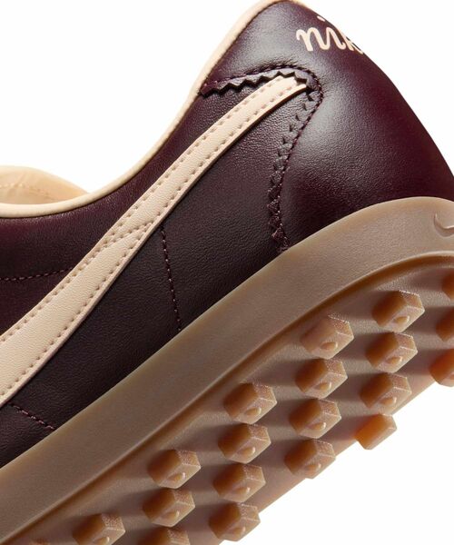 NIKE(ナイキ)の「ナイキ アストログラバー レザー ウィメンズシューズ / Nike Astrograbber Leather Women's Shoes II1259-600 Burgundy Crush(スニーカー・レディース・バーガンディー・24.5/24/23.5/23/22.5/22/26/25.5/25)」の16枚目の写真