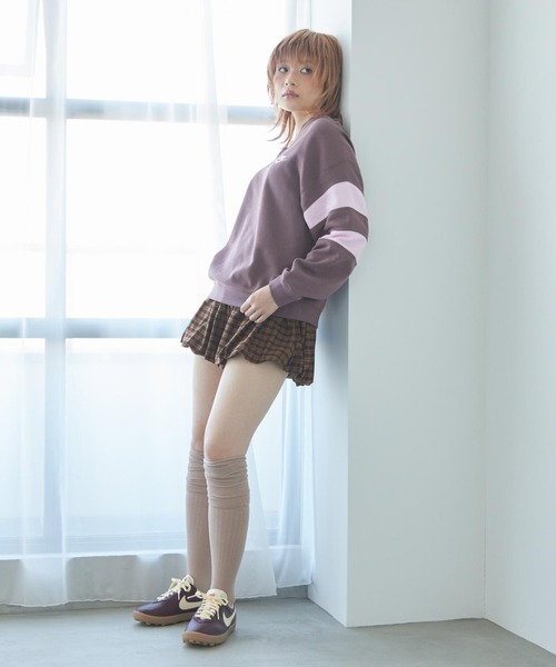 NIKE(ナイキ)の「ナイキ アストログラバー レザー ウィメンズシューズ / Nike Astrograbber Leather Women's Shoes II1259-600 Burgundy Crush(スニーカー・レディース・バーガンディー・24.5/24/23.5/23/22.5/22/26/25.5/25)」の4枚目の写真