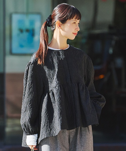 studio CLIP（スタディオクリップ）の「【WEB限定】ふくれジャガードジャケット《オケージョン2026SS》（ノーカラージャケット・レディース・ブラック・FREE）」の2枚目の写真