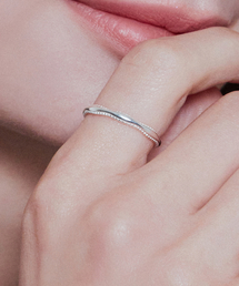 CHARMY（チャミ）の「シルバー スリム ウェーブリング（リング）」